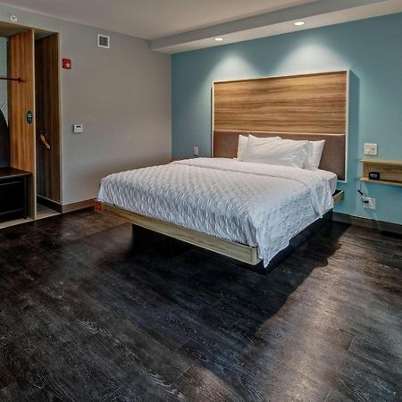 Hotel Tru By Hilton Roanoke Hollins Exterior foto